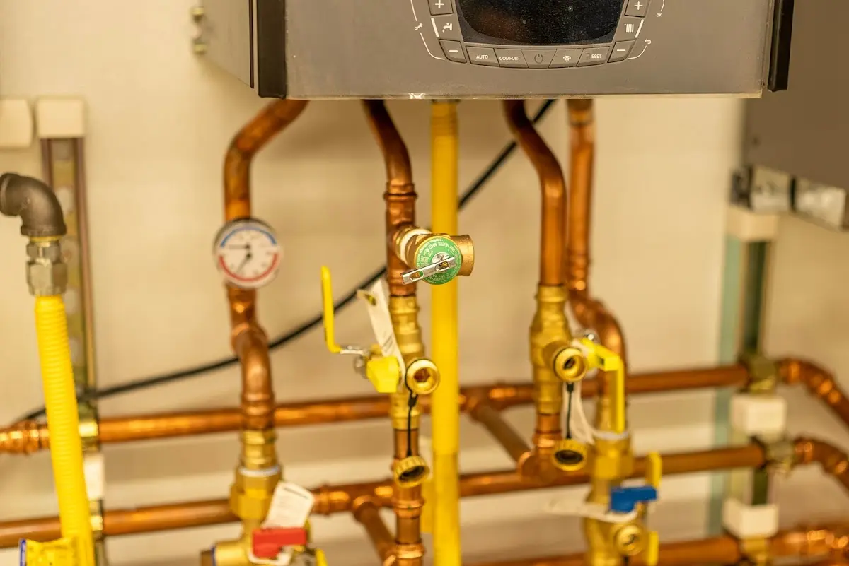 Licensed technician providing Slab Leak Repair for a homeowner in Lyndon